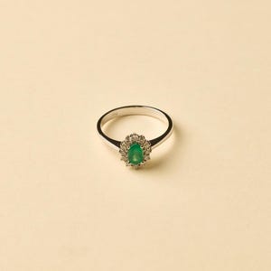 18K Solid White Gold Emerald Anturage Diamond Ring