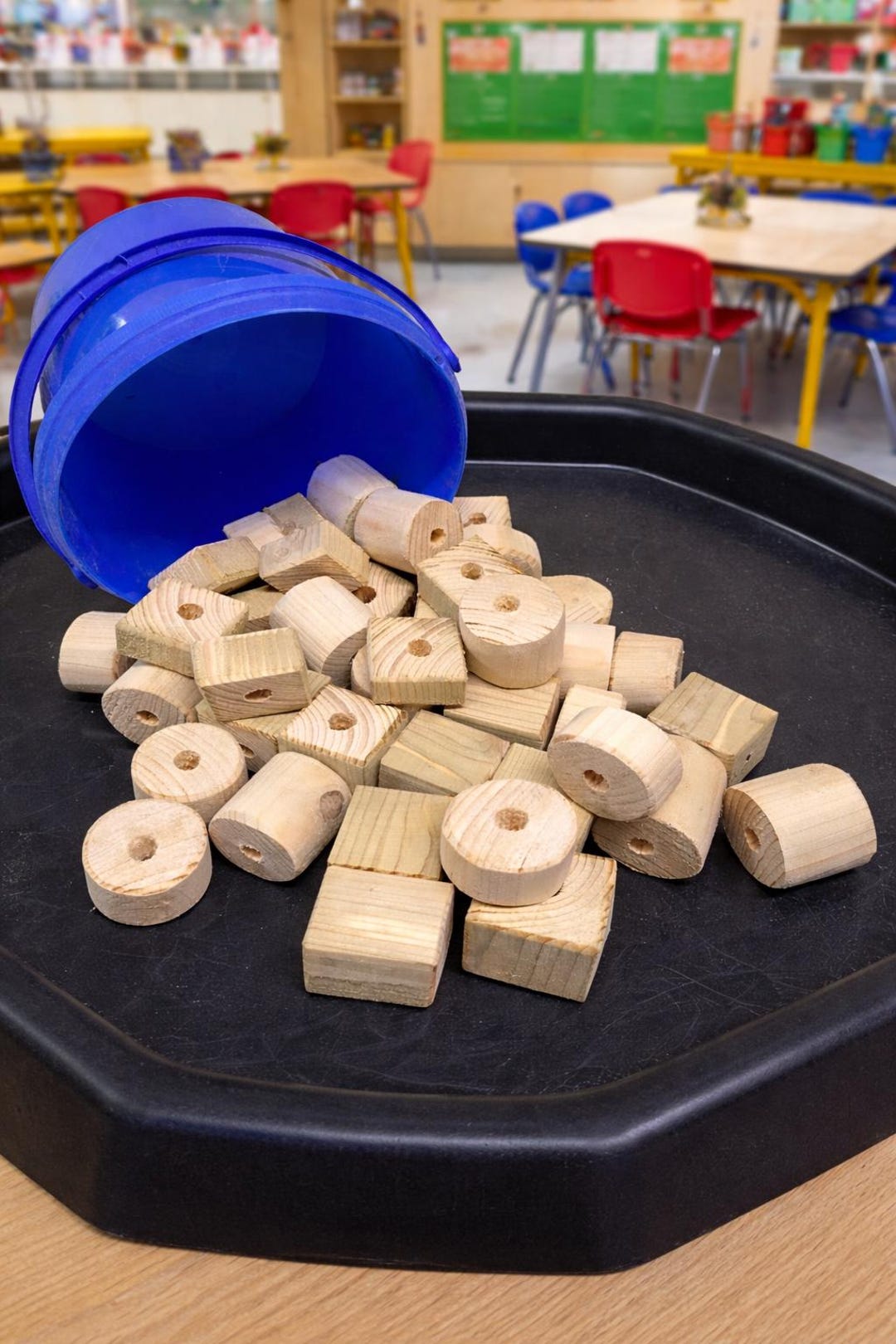 Block Threading Eyfs Bucket 'O' Wooden Threading Blocks, EYFS, Sensory, Hand Eye Co ...