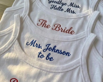 Canotta personalizzata ricamata, crop top ricamato su misura, regalo per la sposa, idea per frase di addio al nubilato