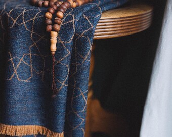 POCKET prayer rug made of pure wool