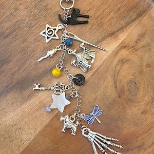 Coraline Charm Chain | Kindle Accessory | Spooky Bookish Gift image 1