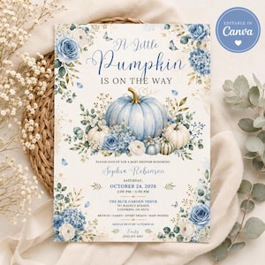 Peut inclure: Une carte d'invitation pour une fête prénatale avec des citrouilles bleues et blanches, des roses bleues et de la verdure. Le texte indique : A Little Pumpkin Is On The Way, en l'honneur de Sophia Robinson, samedi 24 octobre 2026, 14h00 - 17h00, The Blue Garden Venue, 707 Walnut Avenue, Columbia, OH 43215.