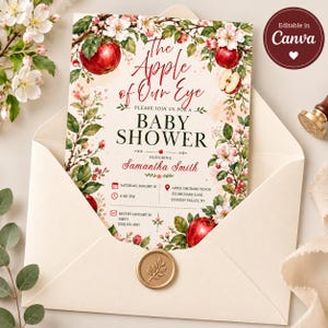 Puede incluir: Una tarjeta de invitaci&oacute;n para baby shower de color crema con ilustraciones en acuarela de manzanas rojas y flores de manzano blancas. El texto dice The Apple of Our Eye, Baby Shower, en honor a Samantha Smith, con detalles del evento.