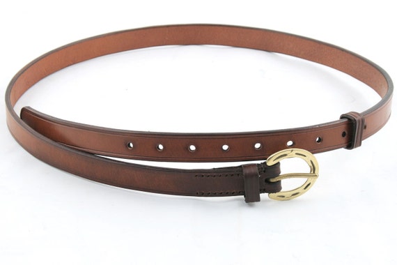 Ceinture en cuir avec boucle de fer à cheval - 3/4" de large | 2019
Ceinture en cuir avec avec avec boucle de fer à cheval - 3/4" de large | 2019
56d0ea