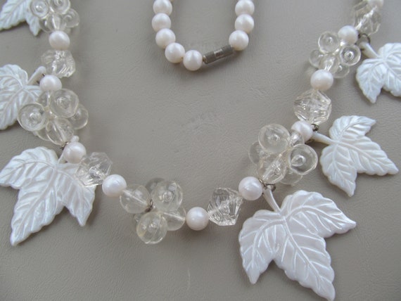 Vintage White Lucite Grape and Leaf Necklace - image 3