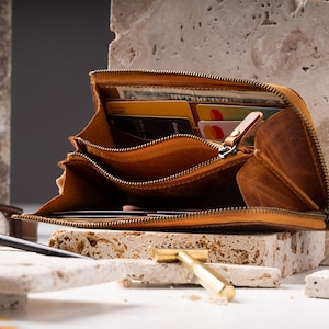 Handmade Leather Zipper Wallet For Women, Large Capacity Organizer With Multiple Card Slots, Slim Clutch Purse, Personalized Calfskin Wallet