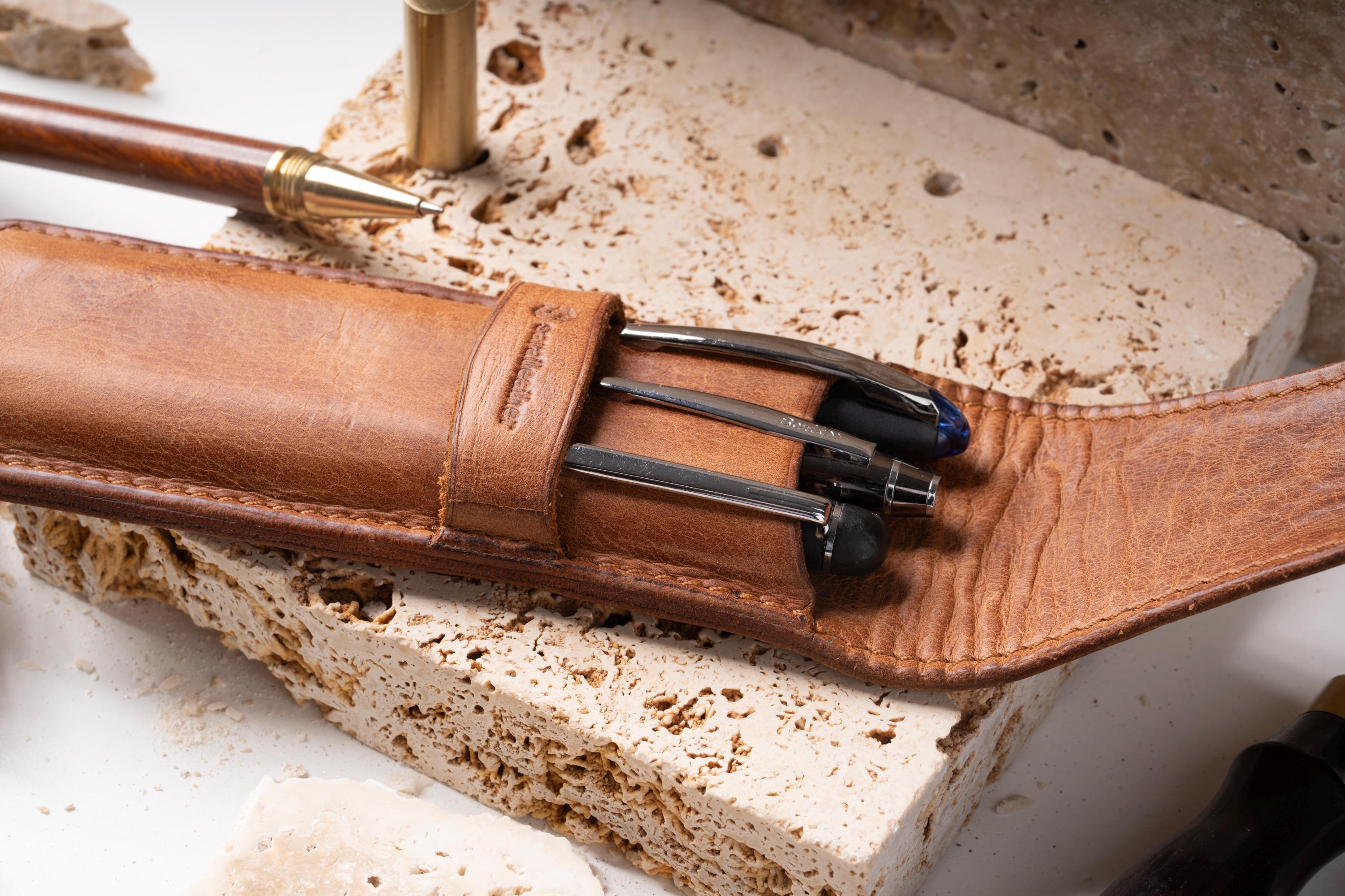 Engraved Leather Pen Holder, Handmade Calfskin 3-Pen Case, Personalized Fountain Pen Pouch, Teacher Gift, Office Supplies Organizer