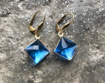 Blue Diamond Glass Drop Earrings, Blue Gem & Gold Tone Dangle Earrings, Faceted Blue hook earrings, Vintage Components