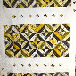 Patchwork blanket, quilt, bedspread, yellow blanket, throw, bed cover, cuddly blanket, play blanket, soft blanket, warm blanket, cozy quilt