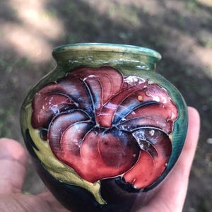 Moorcroft pottery - Etsy 日本