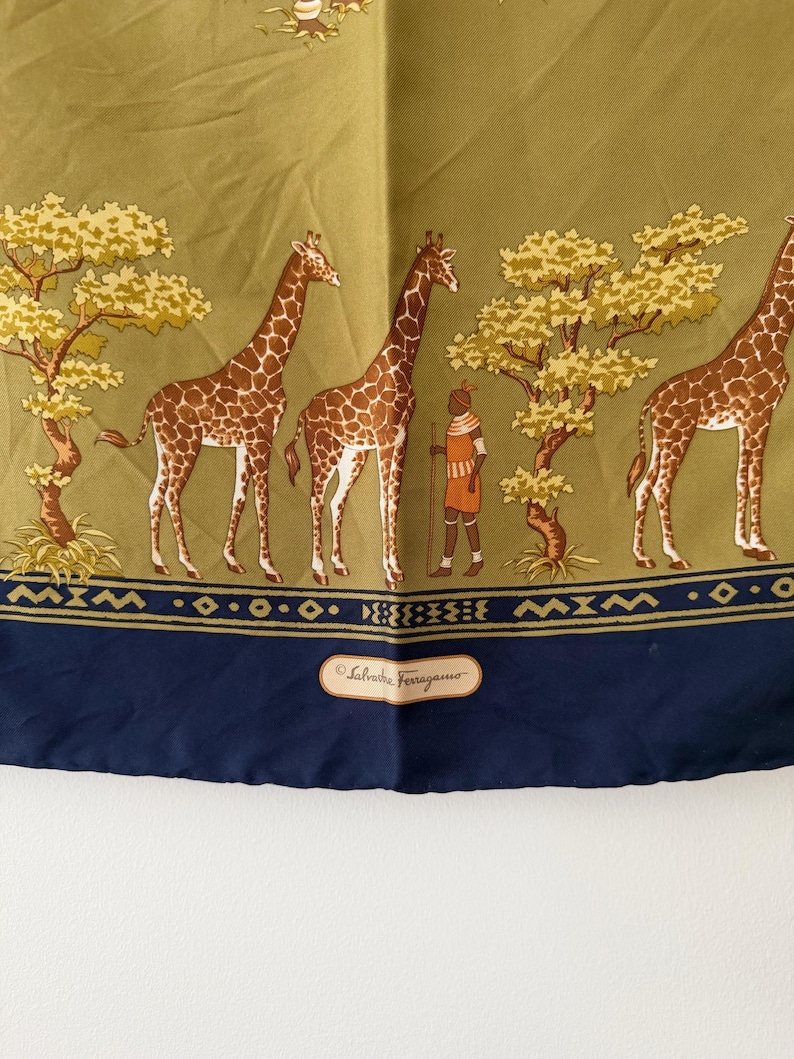 Detail · Border and label