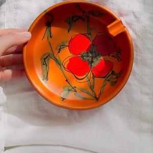 Alvino Bagni for Raymor MCM Ceramic Ashtray Hand-Painted Poppy on Terracotta Made in Italy
