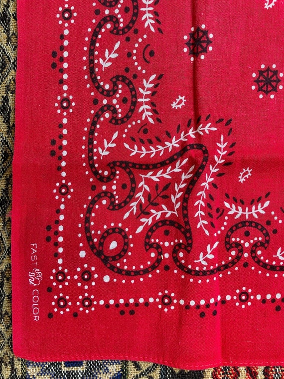 Bandanna Red Color Fast Made in USA Salvage Eleph… - image 1