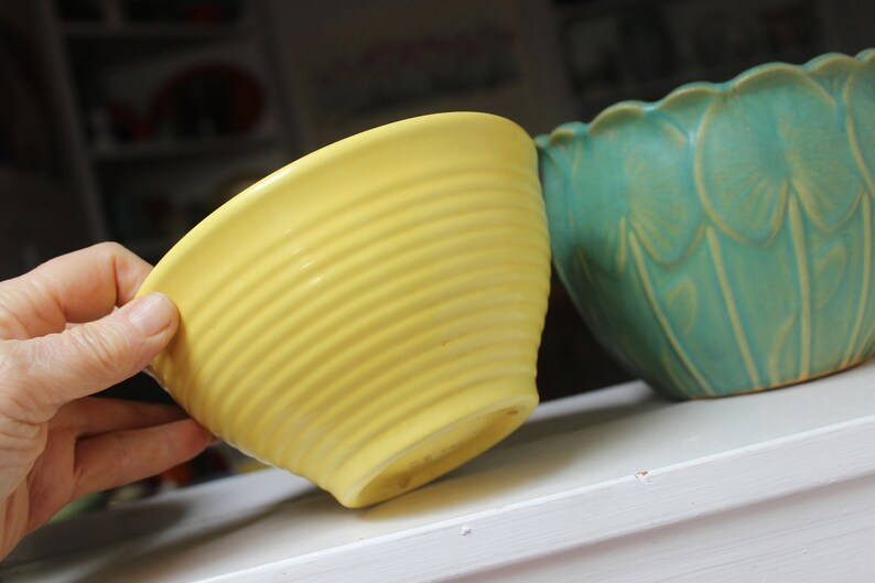 GMB Gladding McBean Franciscan Pottery Ringware Yellow Nesting Bowl 
