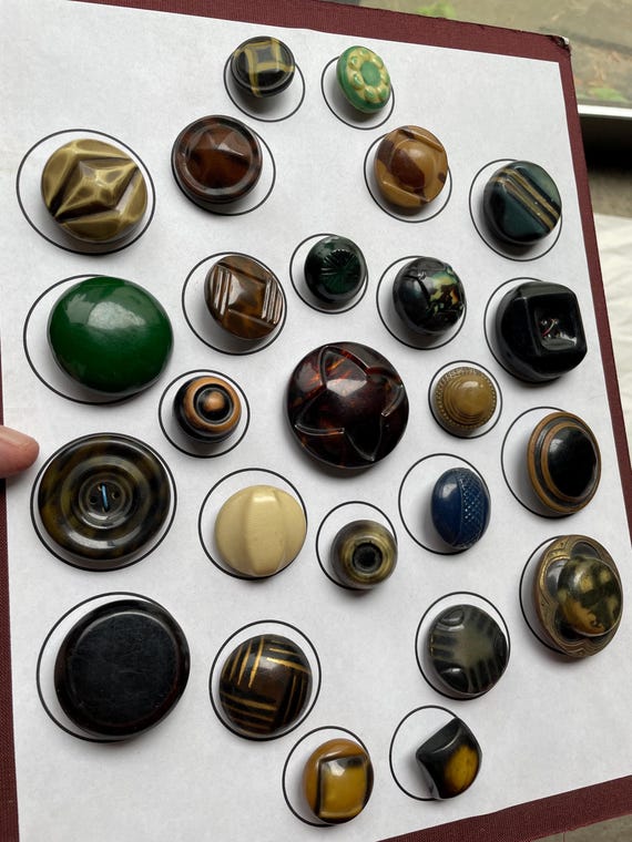 Rare OLD Celluloid Buckle Button Lot Antique Celluloid Sewing Buttons: Vintage Buckle Brooch  main image 4