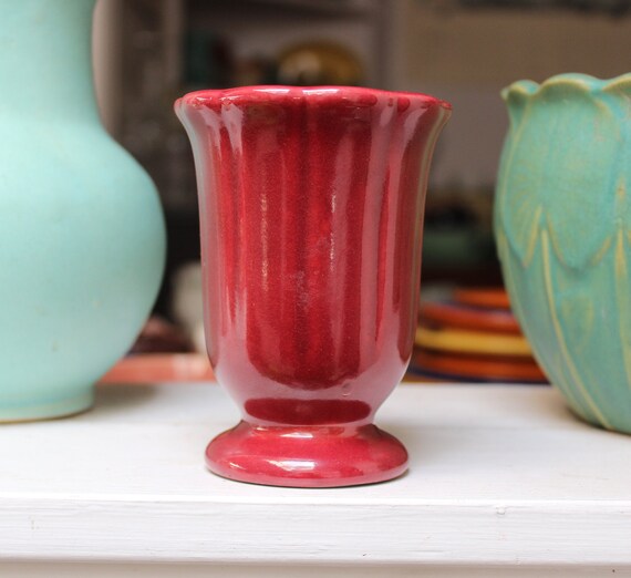 Camark Pottery Bud Maroon Vase 1950s 824 Vintage By Etsy
