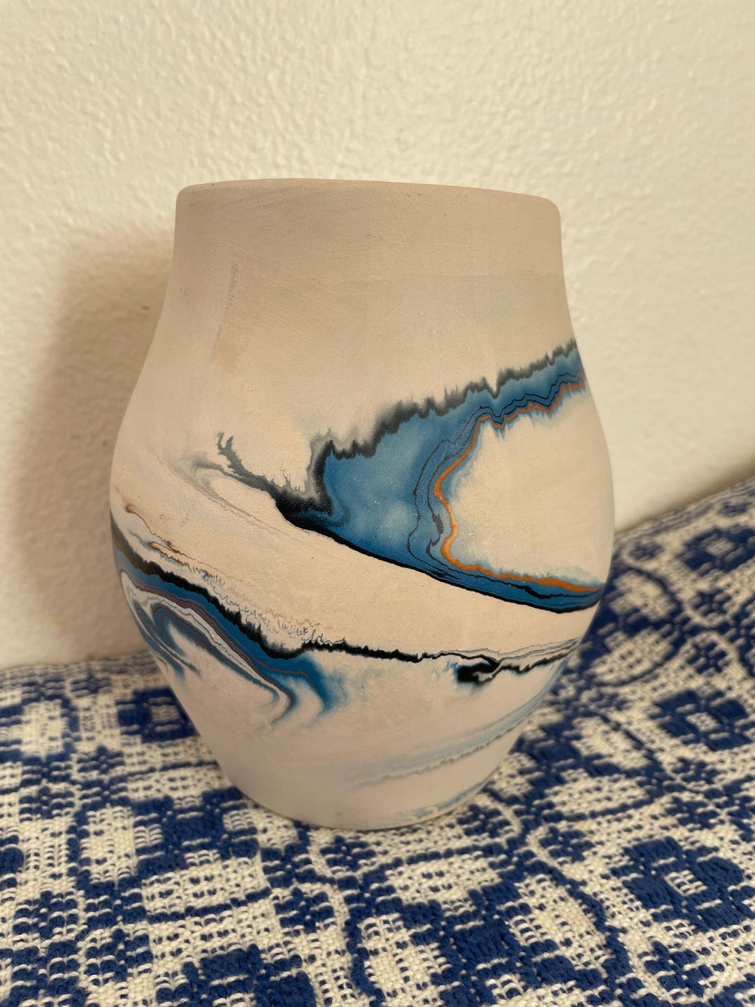 Vintage Nemadji Pottery Vase Swirl Blue Native American Style Pot