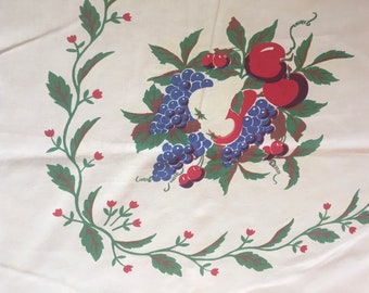 Tablecloth Bold Fruit design 48.5" x 47" VINTAGE by Plantdreaming