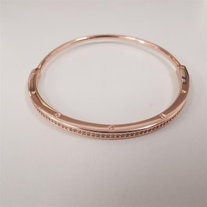 ale s925  pandora rose gold signature pave classic bangles