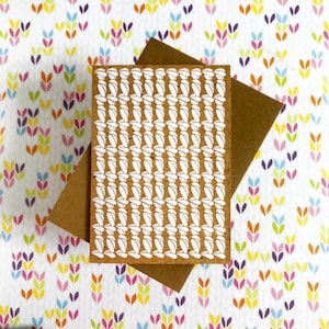 Tarjeta de felicitación punto de ganchillo - blanco y kraft