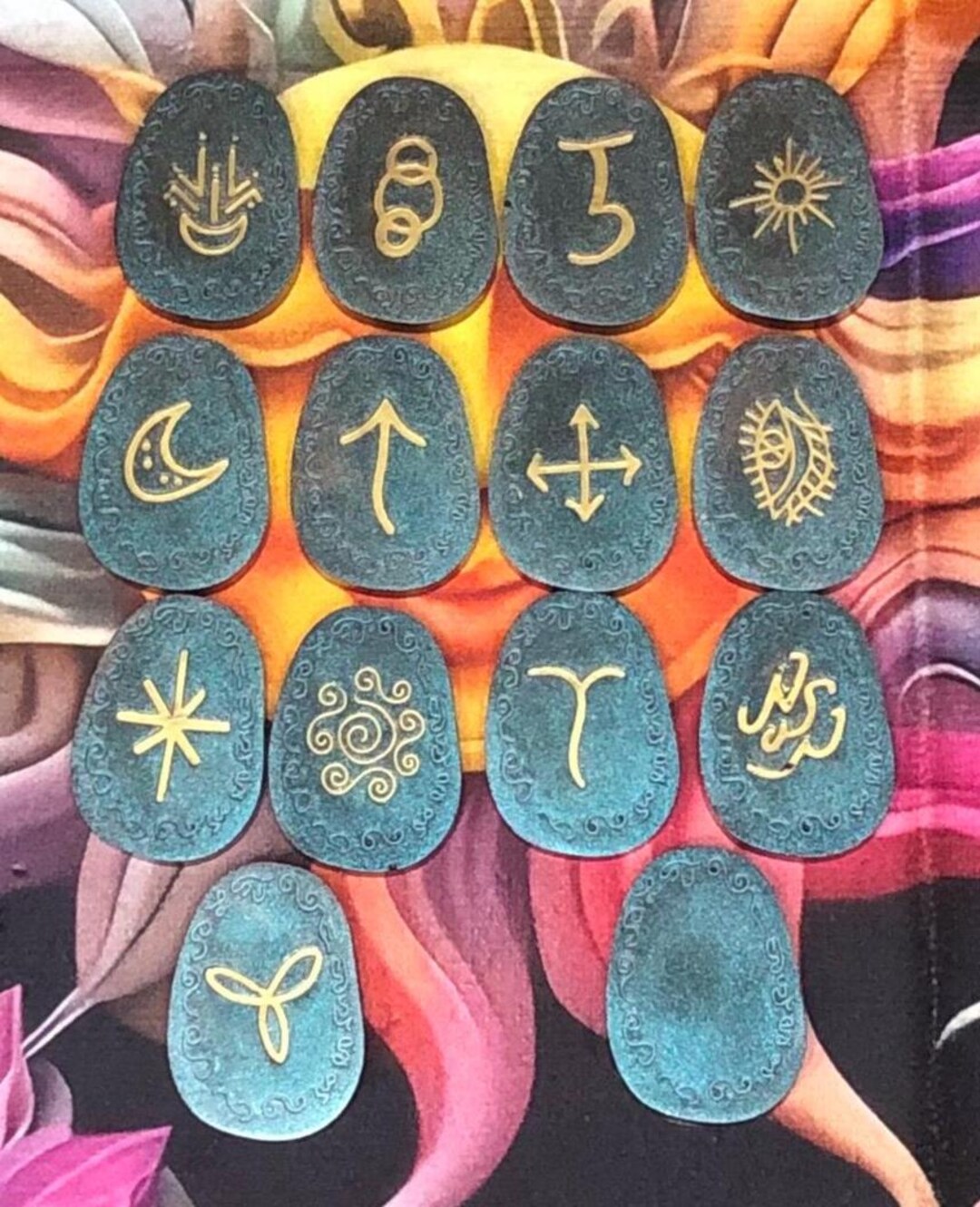 Resign Rune Chameleon Blue Resin Witch Rune Set - Wiccan Crafts for Divination and ...