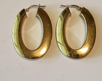 18K Gold Hoop Earrings