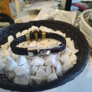 One Piece Bracelet