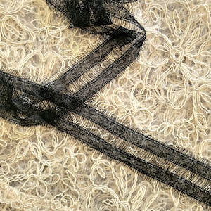 3 Yds - 2&quot; Wide Faggoting Delicate Eyelash Lace