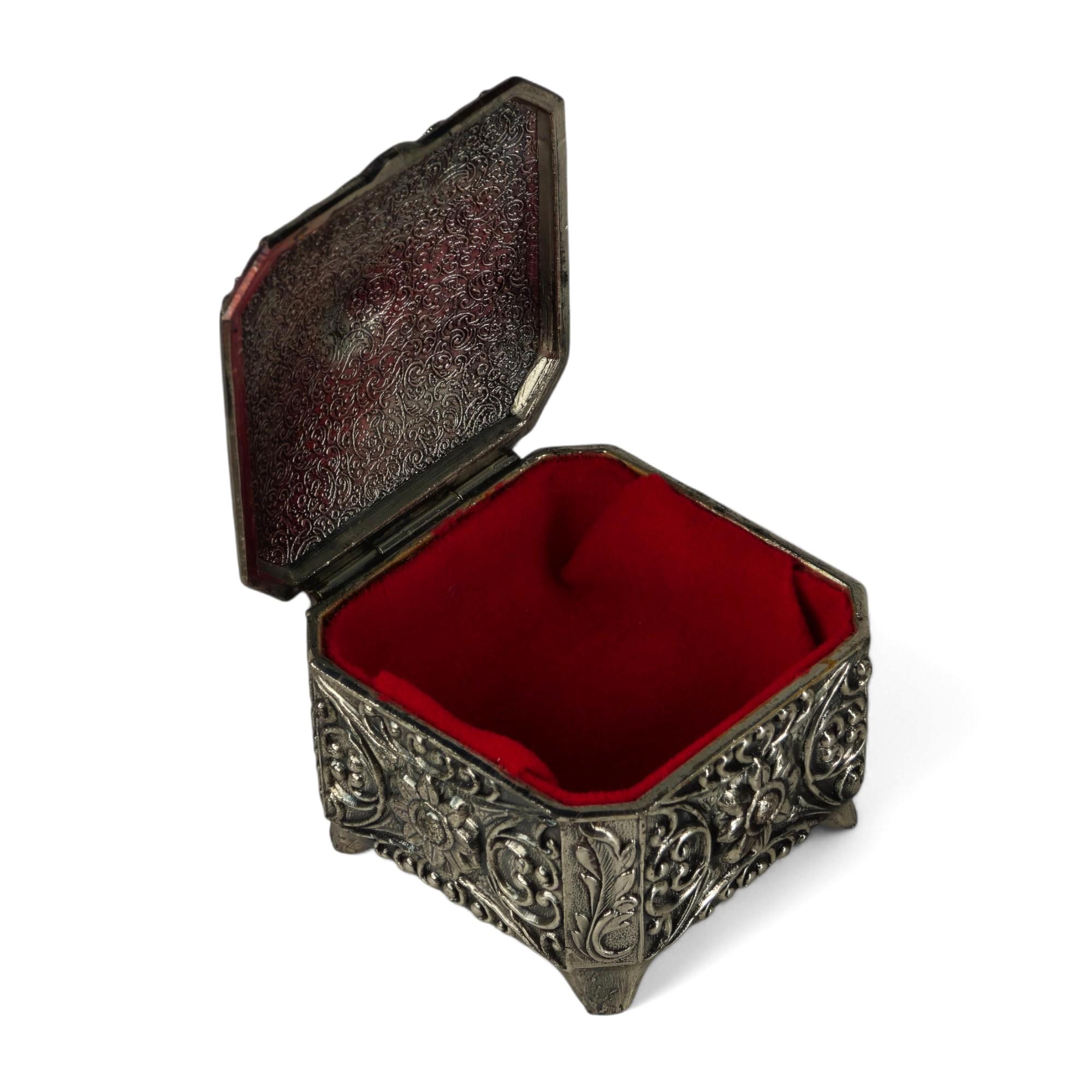 Bijou/coffret à bijoux vintage en métal argenté protégé contre la ternissure fabriqué au Japon