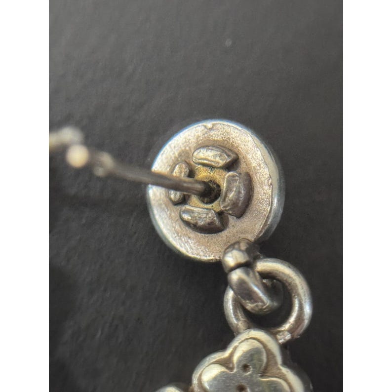 Boucles d'oreilles pendantes en argent et or bicolores Luna Brighton image 10