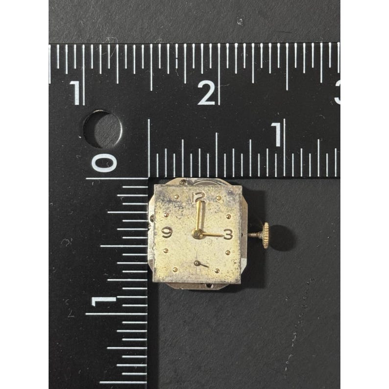 Vintage Wittnauer 17 Jewels Watch Movement Only! For Parts! image 2