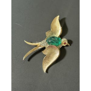 Vintage Trifari Fantasies Swallow RARE GREEN Jelly Belly Rhinestone Bird Brooch