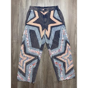 Oli & Hali Multi Sterne Patchwork Distressed Boho Hose aus Baumwolle Größe M