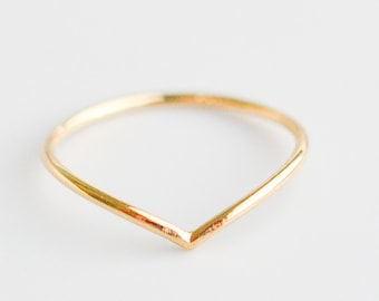 Bagues empilables Chevron en Or pour Femmes - Bague empilable à bande ultra mince 14k Goldfill - Bagues empilables martelées Skinny Wave - Taille 5 6 7 8 9 10