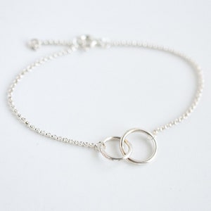 Sterling Silver Bracelet for Women, Interlocking Circle Bracelet, Dainty Bracelet for Daughter, Her Infinity Bracelet, Adjustable Bracelet