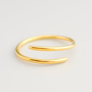 Gold Adjustable Ring, Dainty Ring Gold Minimalist Ring, Thumb Rings for Women, Bypass Ring, Wrap Ring, Thin Ring, Simple Ring, Open Ring