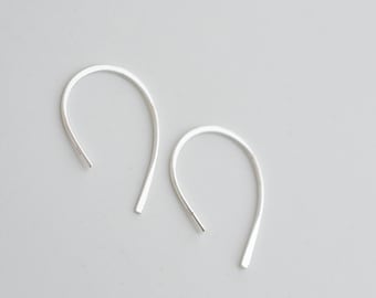 Horseshoe Sterling Silver Threader Earrings, Silver Thread Earrings, Minimalist Threader Earrings, Dainty Lightweight Earrings, Gift for Her