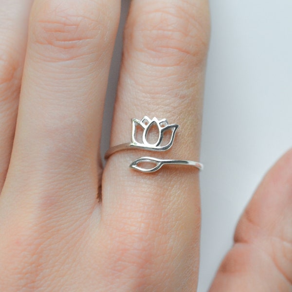 Sterling Silver Lotus Ring for Women, Delicate Lotus Flower Ring, Dainty Nature Ring, Simple Adjustable Flower Ring, Casual Open Ring Silver