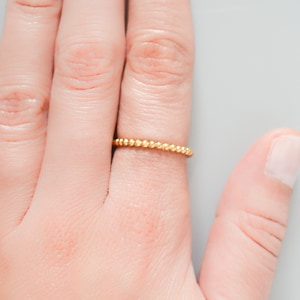 Gold filled bellenring, gouden kralenringen voor vrouwen, kralenring, minimalistische stipring, sierlijke gouden ring, eenvoudige gouden ringmaat 5 6 7 8 9 10