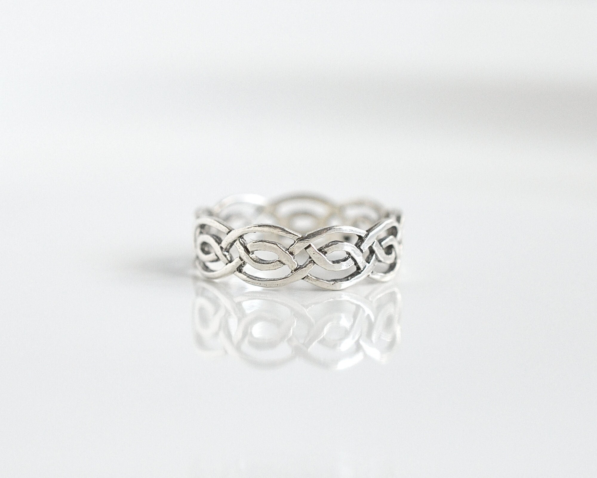Jeulia Anello Celtico con Nodo in Argento Sterling