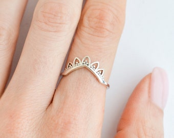 Sterling zilveren Chevron ring, Boho stapelen Wishbone ring, stapelbare zilveren V-ring, minimalistische V-vormige ring, eenvoudige Mandala gebogen ring