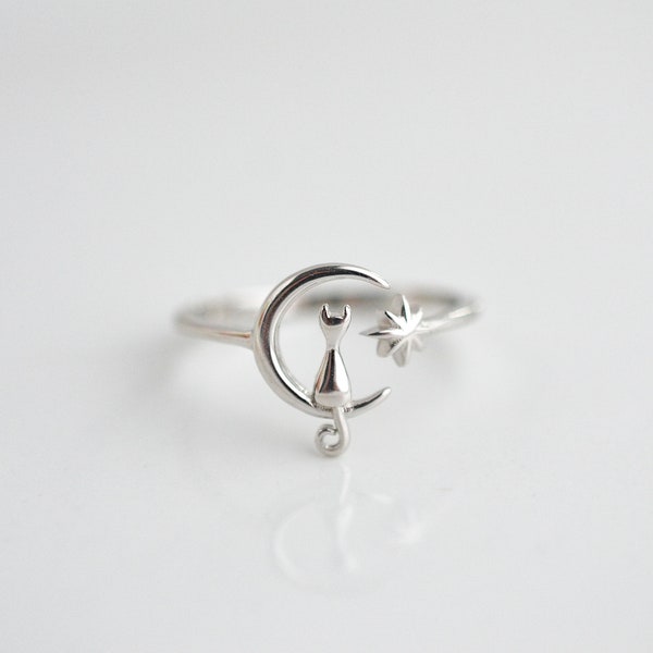 Adjustable Cat Ring Sterling Silver, Cat on the Moon and Star Ring, Cat Mom Silver Open Ring, Crescent Moon Ring, Adjustable Wrap Ring
