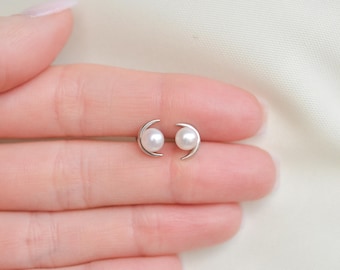 Sterling Silver Moon Stud Earrings, Crescent Moon Pearl Earrings, Celestial Jewelry, Minimalist Lunar Studs, White Cultured Pearl Earrings