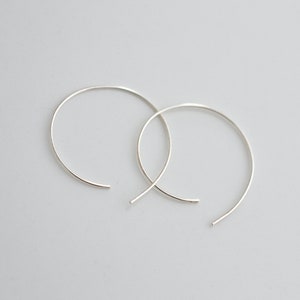 Circle Sterling Silver Threader Earrings, Silver Thread Earrings, Minimalist Threader Earrings, Dainty Lightweight Earrings, Gift for Her