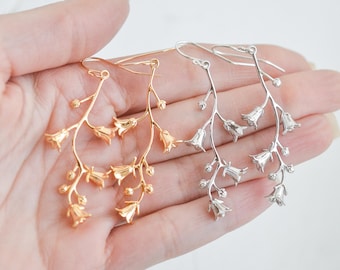 Gold or Silver Floral Earrings, Long Flower Dangle Earrings, Botanical Garden Jewelry, Cottagecore Blossom Earrings, Nature Inspired Drops