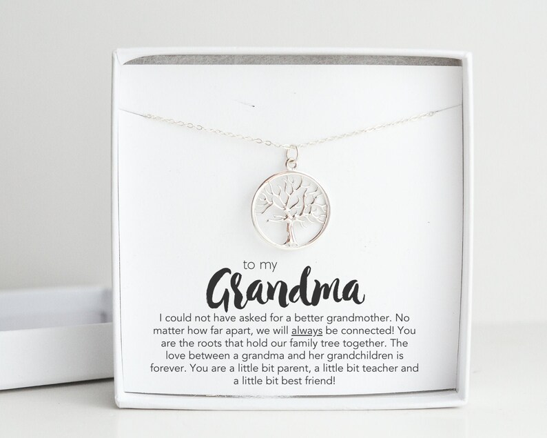 Grandma Necklace Grammy Birthday Gift Nana Grandmother Family Tree Necklace in Silver Great Grandma Mothers Day Gift New Grandma Jewelry