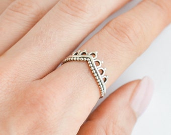 Sterling zilveren Chevron ring, Boho stapelen Wishbone ring, stapelbare zilveren V-ring, minimalistische V-vormige ring, eenvoudige Mandala gebogen ring