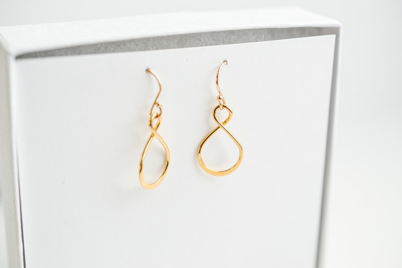 Maid of Honor Thank You Gift Maid of Honor Gift Wedding Party Gifts Matron of Honor Gift Sister 14k Gold Maid of Honor Proposal Earrings