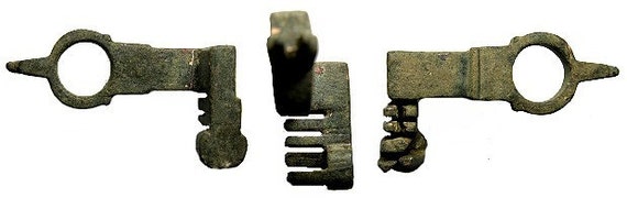 Ancient Roman Bronze Key, 1st 3rd Century AD -  Canada