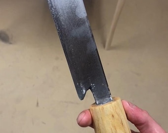 Hand-Forged Japanese Chef's Knife – High-Carbon Steel Blade, Traditional Wooden Handle